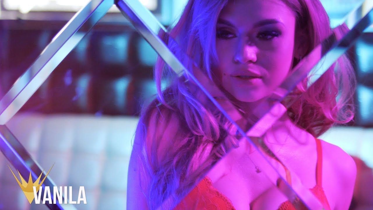 SHOT - Kręcisz Mnie (Oficjalny teledysk) DISCO POLO 2019