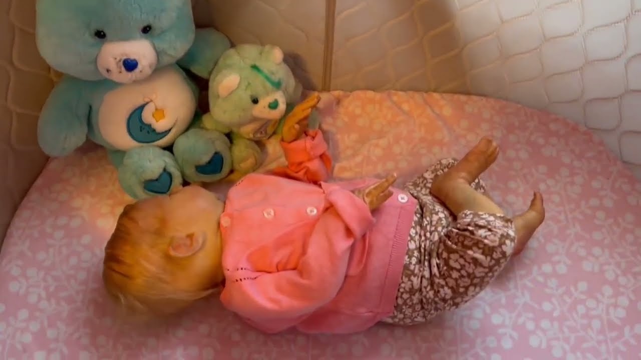 April Wakes Up Crying | Baby Care Routine | Reborn Baby Doll Roleplay