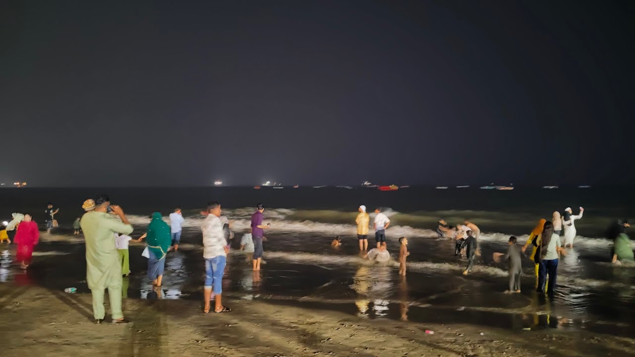 JUHU BEACH Mumbai RAT KA NAJARA KYA LAG RHA HAI 🫂♥️