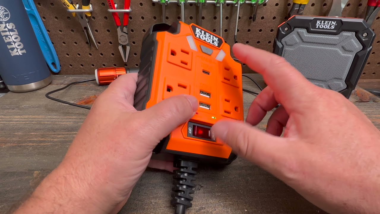 Unboxing the Klein Powerbox 1