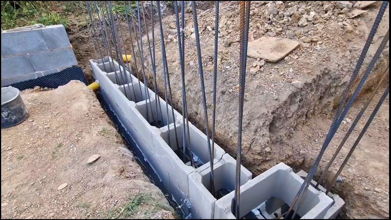 Stavba chaty svépomoci 45. Díl - Založení 30 cm ztraceného bednění na parkování