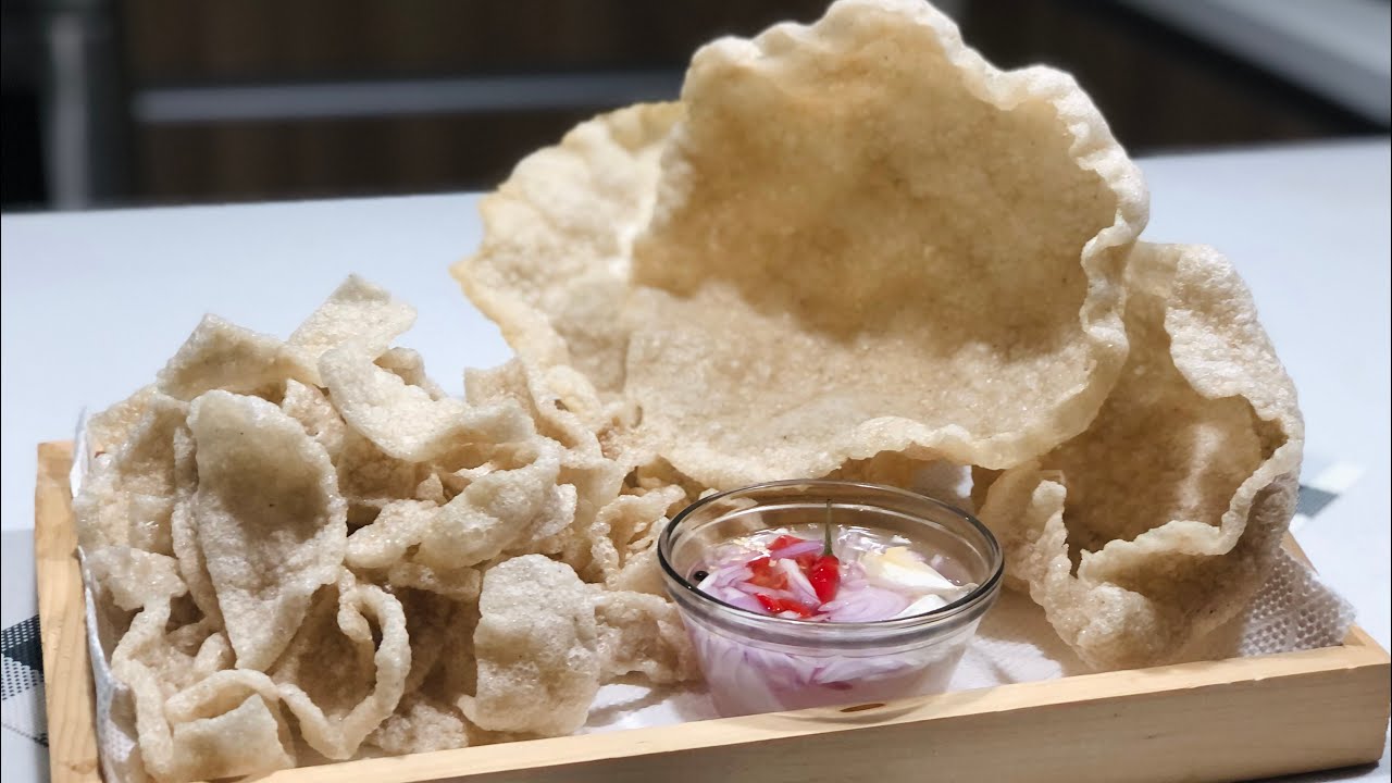 Step by Step on How to make Krupek Mushroom Crackers || Mugs Cooking