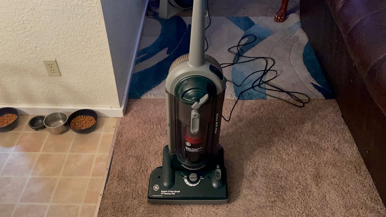 GE Upright Bagless Vacuum- Natural Vacuuming + LED Headlight 