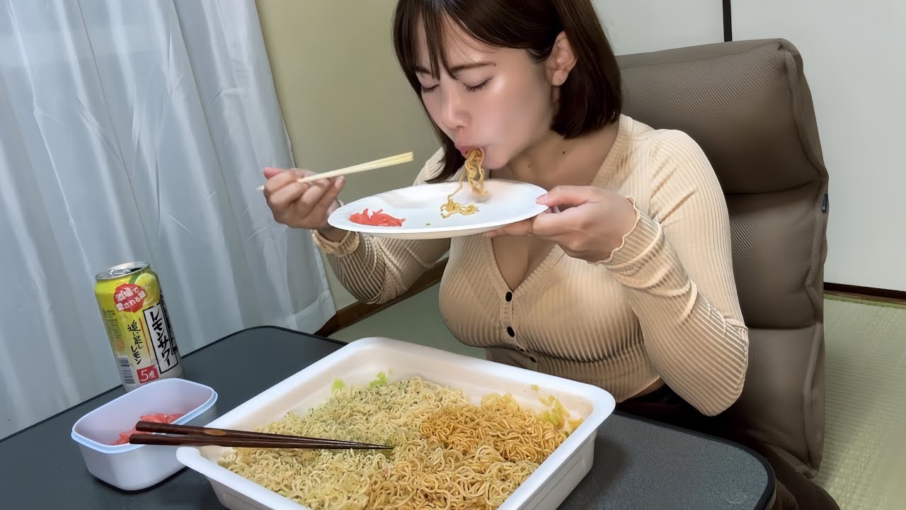 【晩酌】ペヤング四種四昧とやらを見つけたので食べ比べてみた※大食い動画ではありません