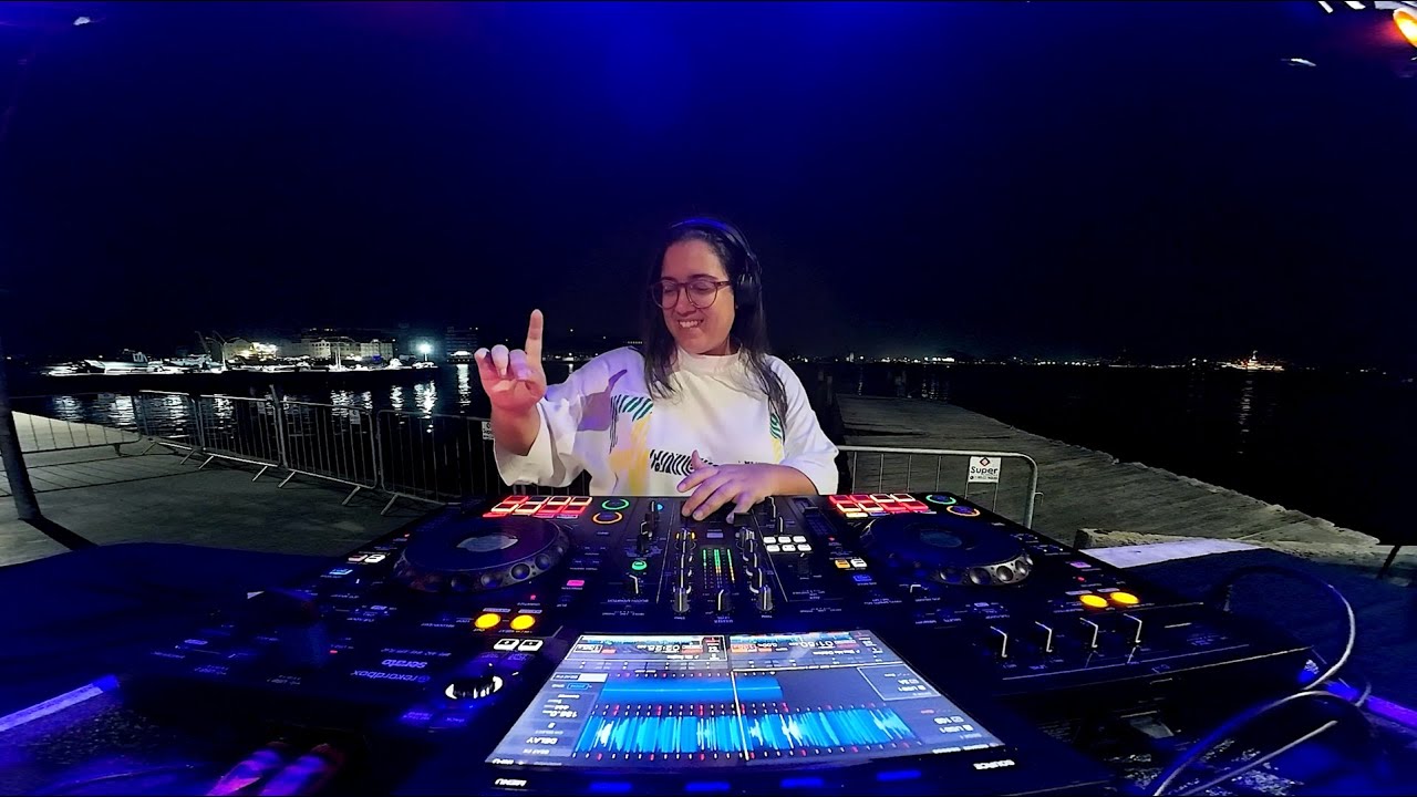 DJ Set - Ebony, WIU, FBC, G.A, Vulgo FK, Derxan, Pedro Apoema, TZ da Coronel, Weeknd, Ryu, Slipmami.