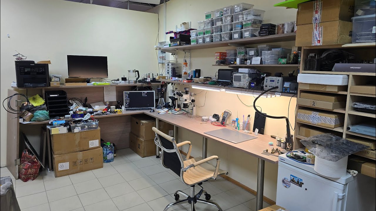 Рабочий день в мастерской по ремонту компьютеров, смартфонов и прочей электроники. 27.01.2026