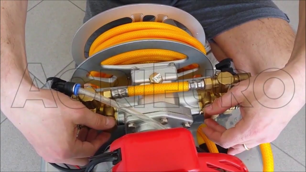 Montage et conseils d'usage de la pompe de pulvérisation sur chariot GeoTech SP 320 2S ALU