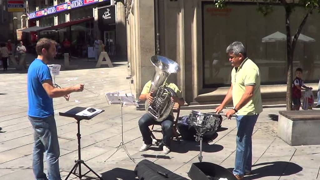 Flashmob Waltz n2 de shostakovich- Plaza Curros Enrriquez, Pontevedra