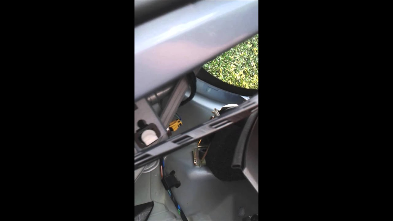 Ford Focus Mk2 boot leak