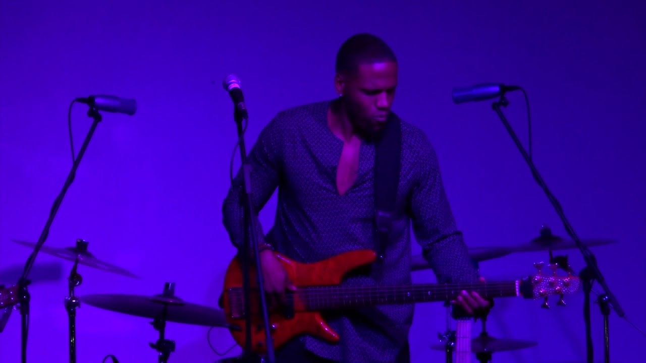 Julian Vaughn 