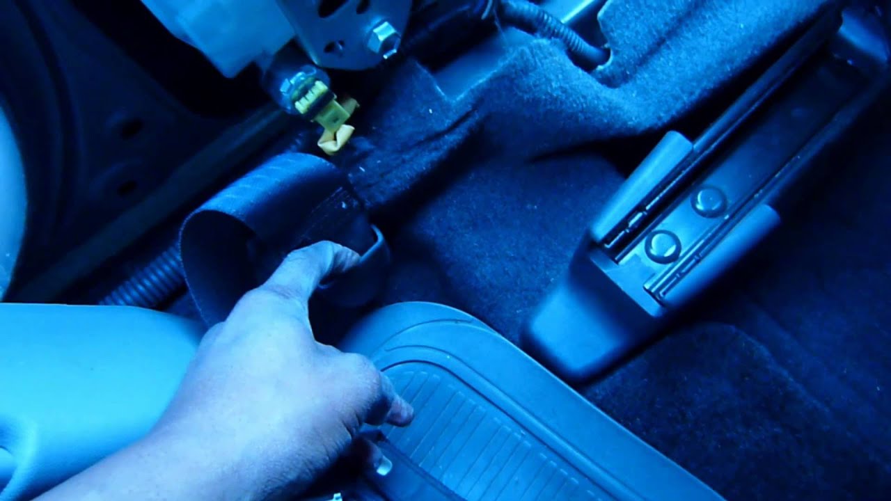 2007 Toyota camry seatbelt replacement