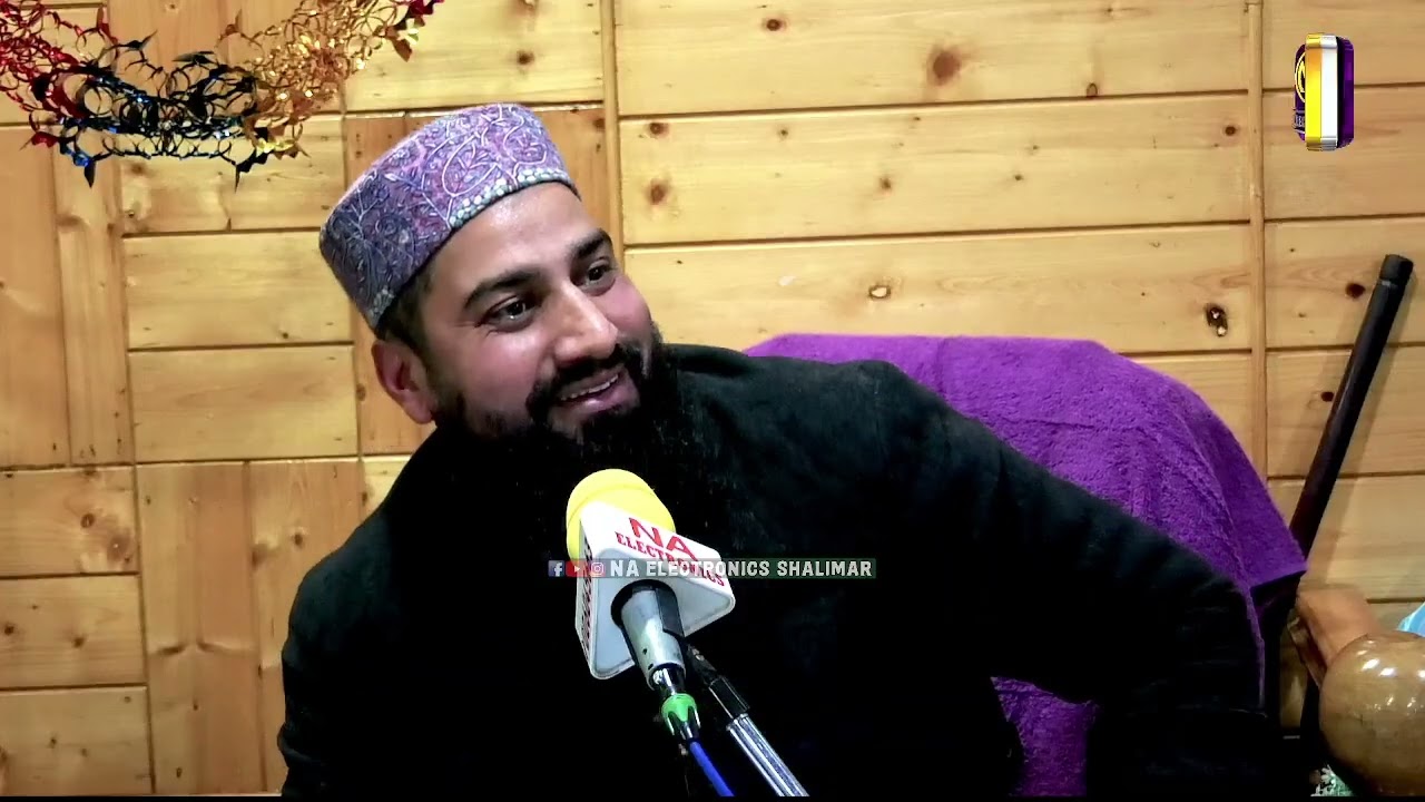 Moulana Ahad Makhdoomi Sahab at Dada ompora Chadoora 