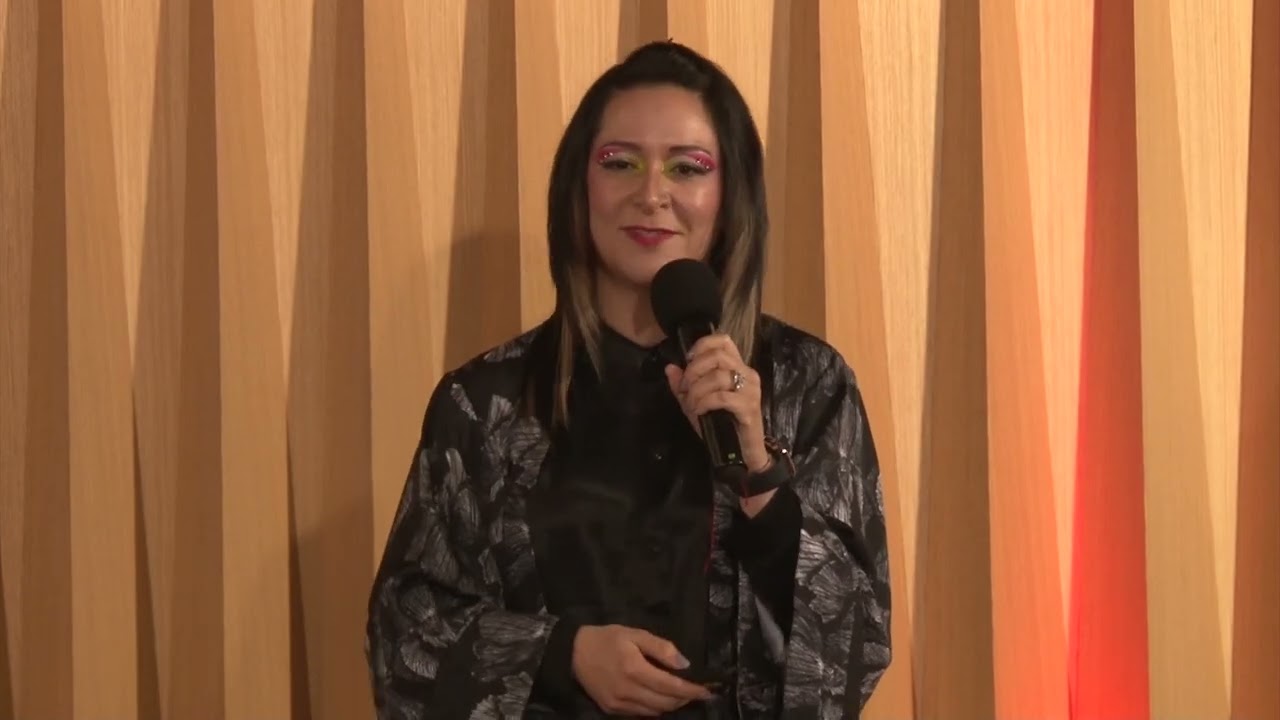 Ecosistema descentralizado para la industria musical | Carolina Castilla | TEDxBogotáSalon