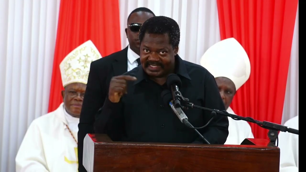 MAKAMU WA RAIS DR.EMMANUEL NCHIMBI ATOA SALAMU ZA RAMBI RAMBI KWA NIABA YA SERIKALI