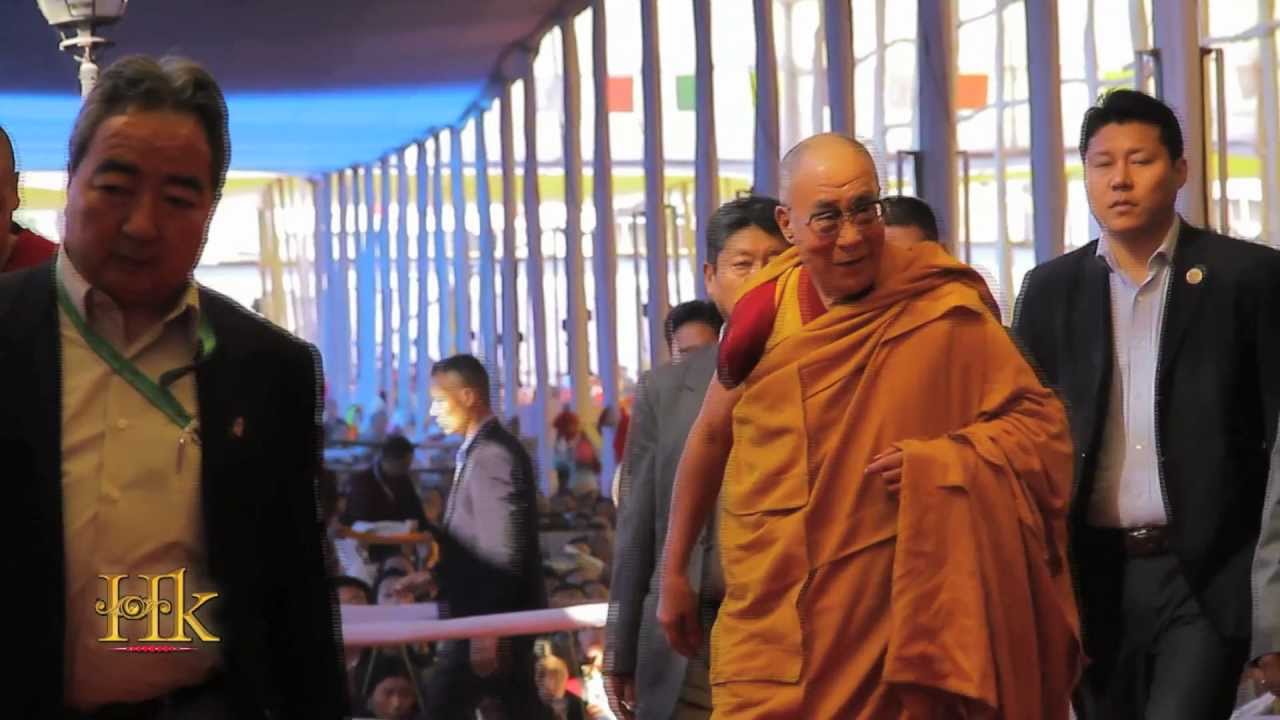 His Holiness The Dalai Lama gives Vikas Khanna's Holy Kitchens a Message of Peace