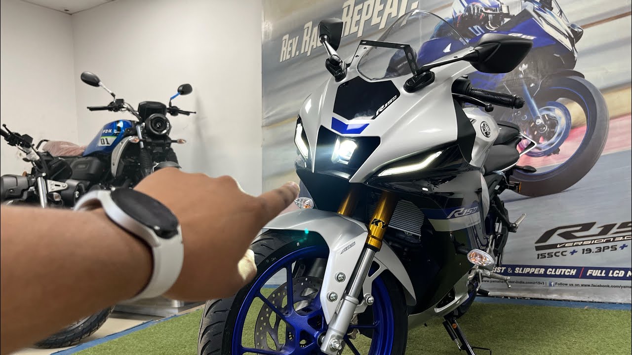 Finally Here Is Yamaha R15m 2022 Edition ! Exhaust Sound & On Road Price ?