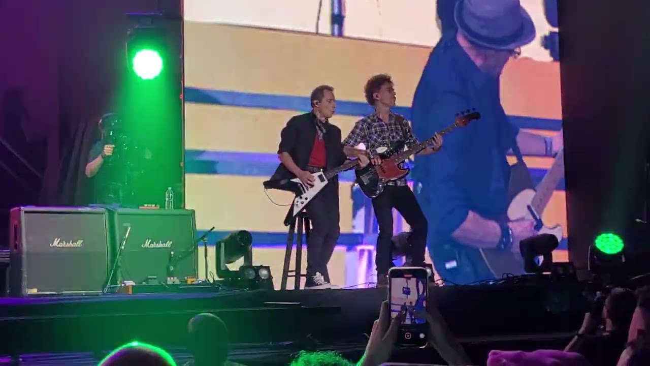 Titãs -  Flores - 30.04.2023 - Belo Horizonte