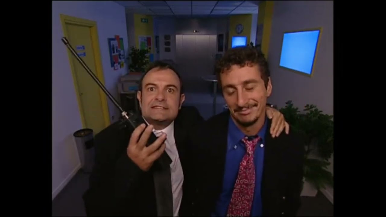 Le clip più divertenti di Camera Cafè -  Stagione 1 Puntata 10 - Parte 3