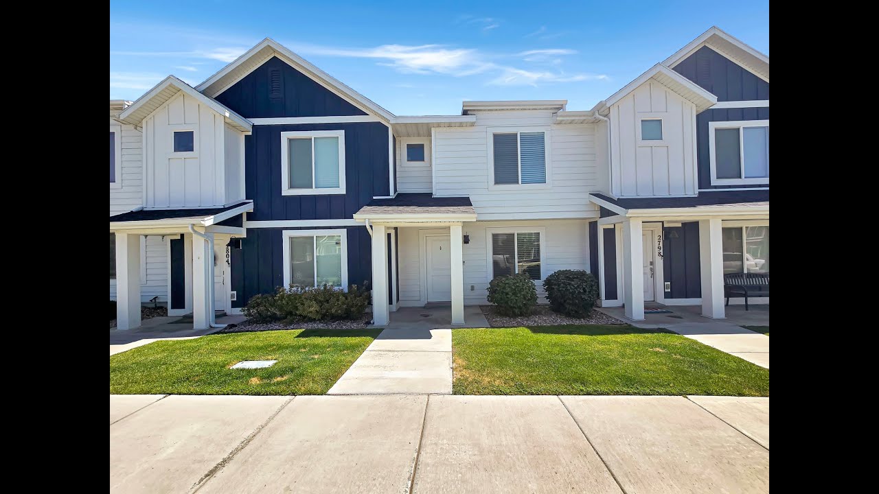 Layton, UT Townhome for Rent - 2802 N Airmen Ave