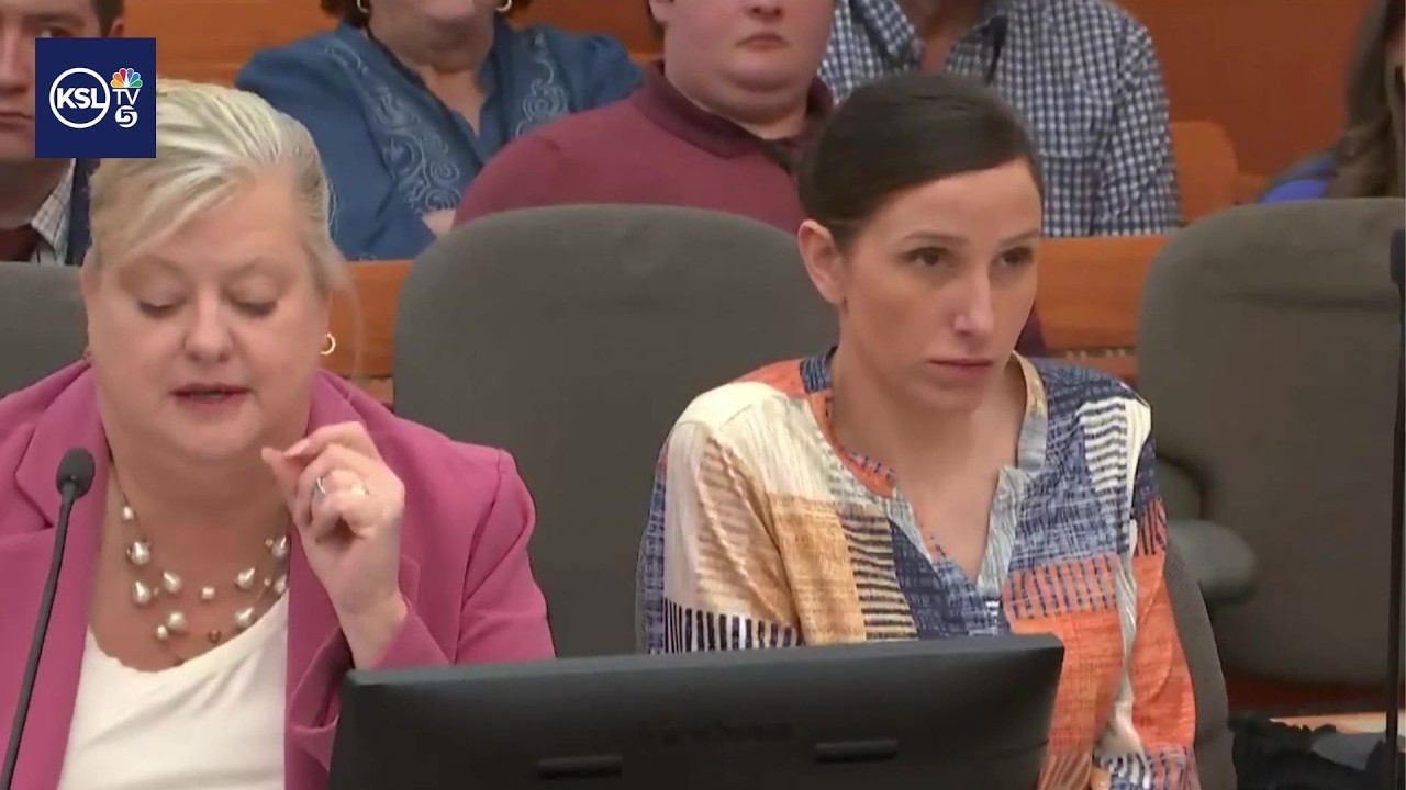 Суд завершил разработку инструкций для присяжных по делу Кури Ричинс.