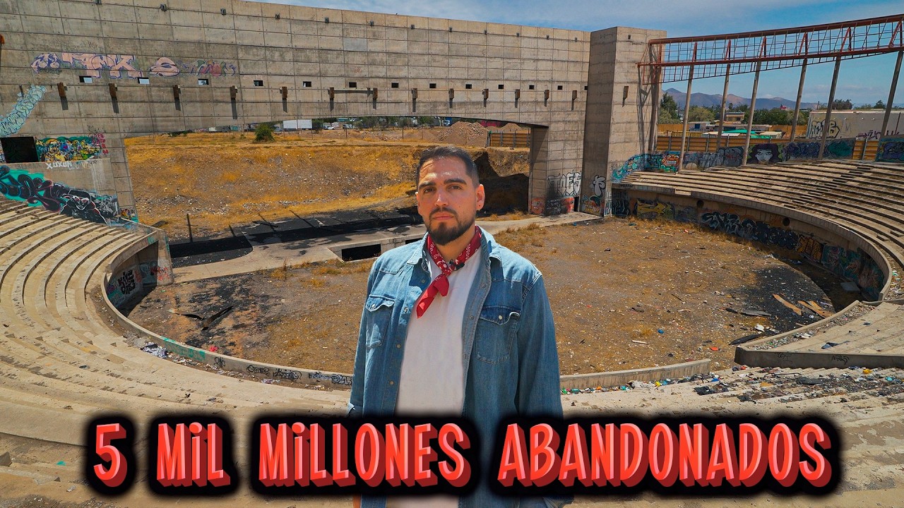 😱 ¿QUÉ ENCONTRÉ DENTRO de ESTE COLISEO ABANDONADO y QUEMADO?