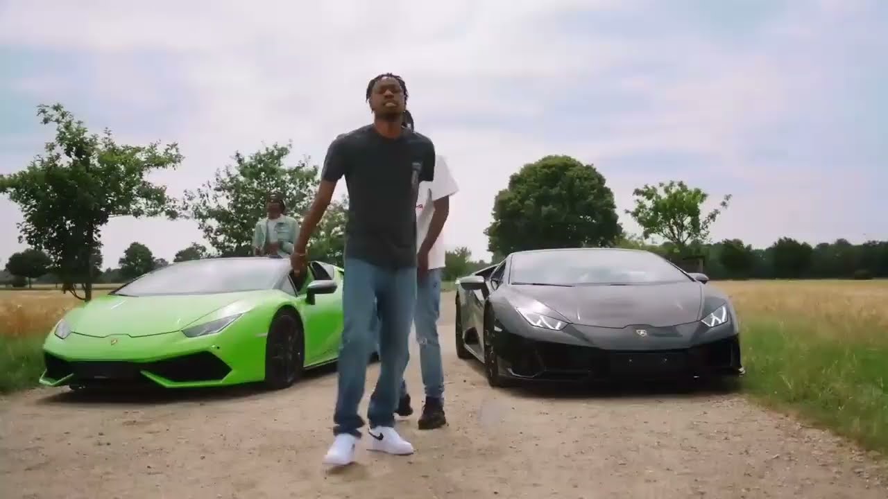 @TiakolaOfficiel - No Camera (Clip vid&eacute;o) #tiakola #melo #Nocamera