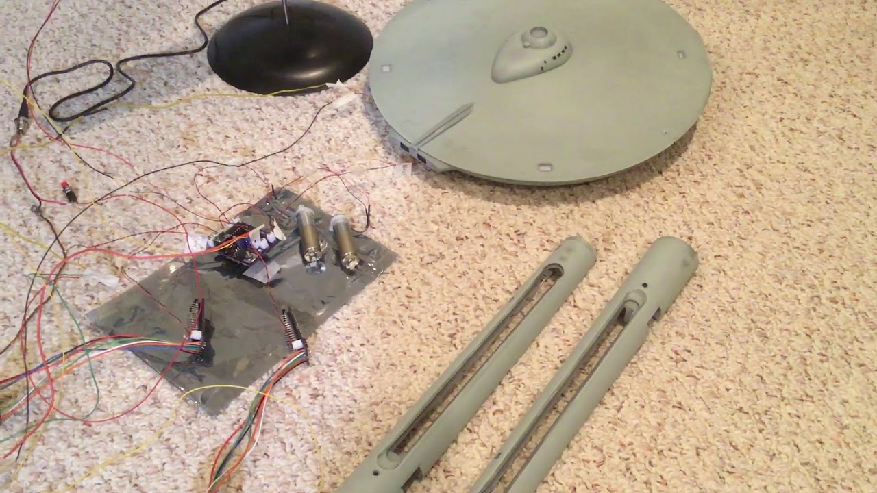 Polar Lights 1/350 TOS Enterprise lighting effects test
