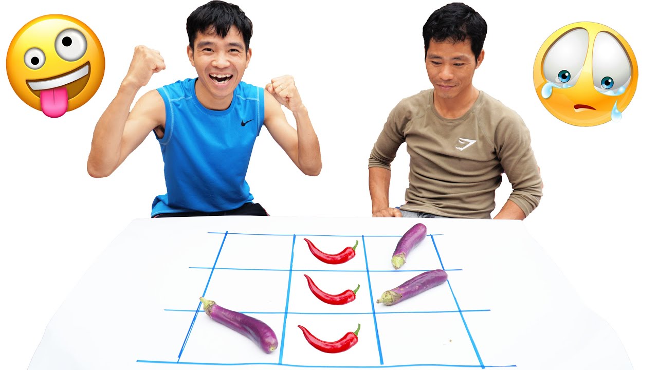 PHD | Trận Chiến Caro Bằng Đồ Ăn | Tic Tac Toe With Food