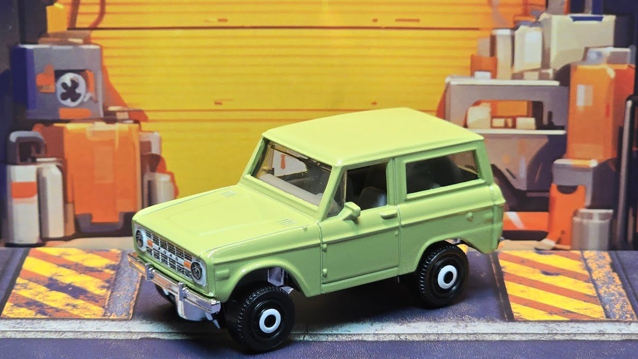 Распаковка Bold Ford Bronco от Matchbox.