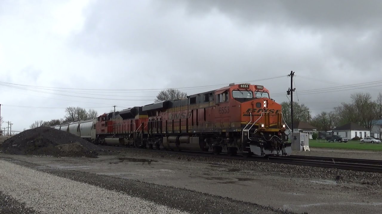 Railfanning BNSF At: Marceline, Missouri, April 2021