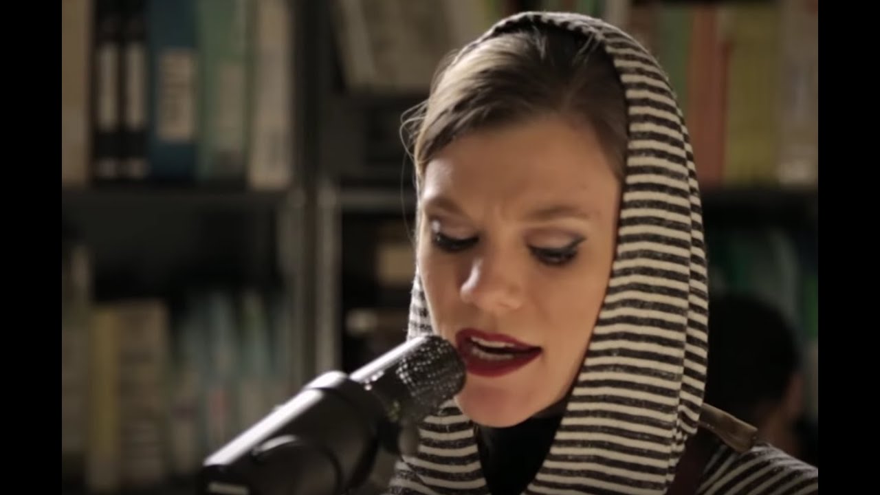 Trixie Whitley - Soft Spoken Words - 2/2/2016 - Paste Studios, New York, NY