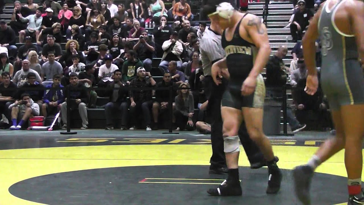 160 pounds Northview versus St. John Bosco Dual int he CIF-SS Division 2 Semifinals