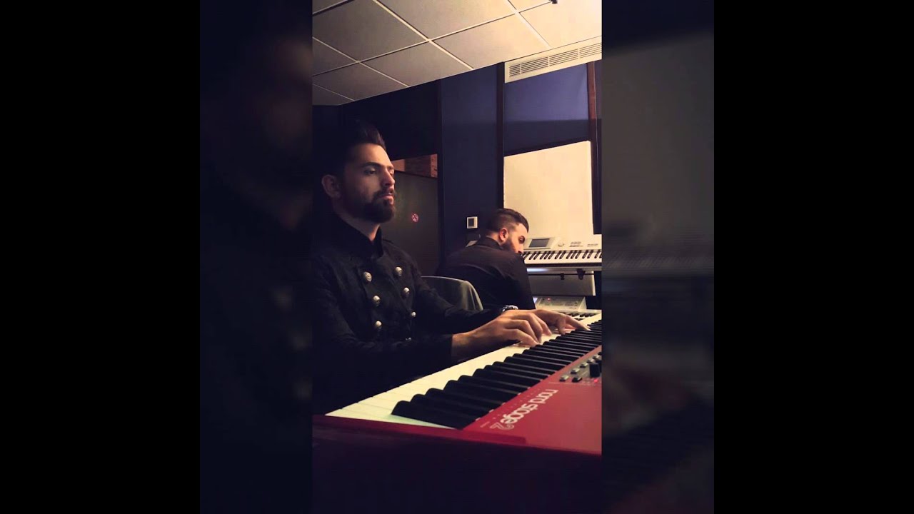 Acoustic version of
#3endak hiwayi / عندك هواية# --- Melhim zein