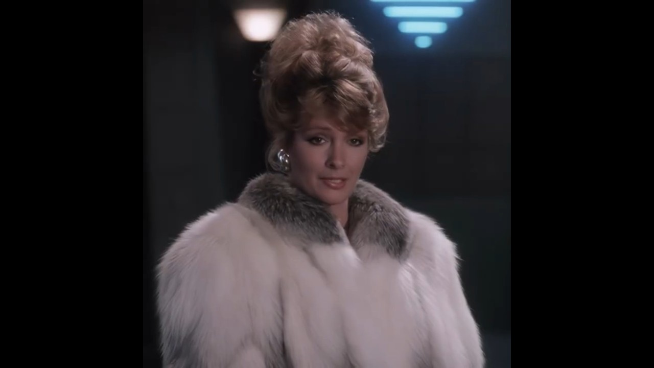 Wiseguy S02E16 (1989) - Fur Fashion Edit - FurGlamor.com #fashionedit #foxfurcoat #furcoat