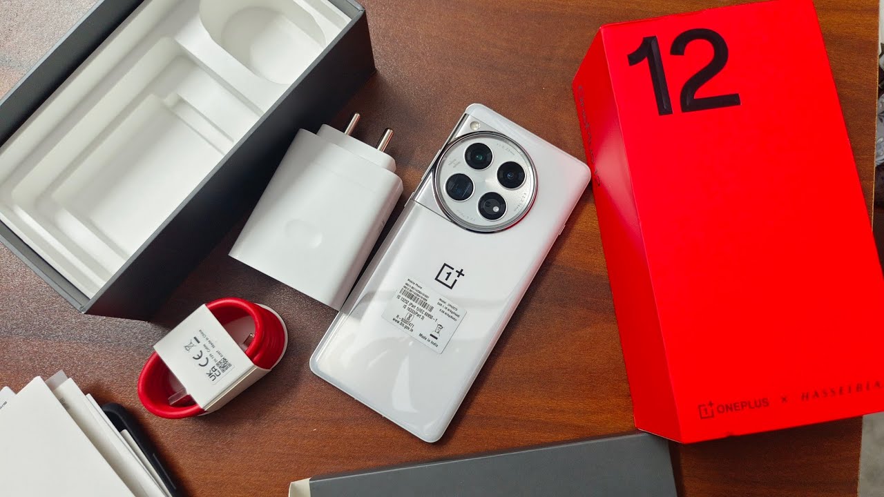 Oneplus 12 Unboxing and Review | Flagship Smartphone at 52999.