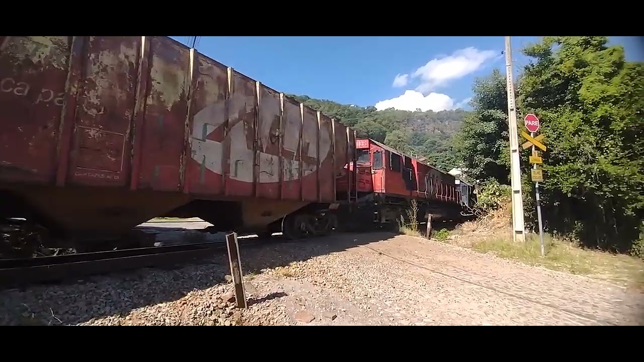 Trem Vazio #4641 Cruzando Santa Maria RS 