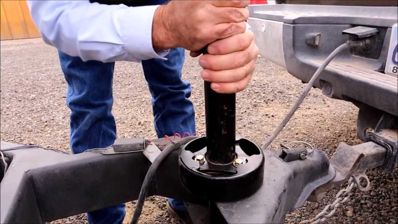 Jack-E-Up removable jack device