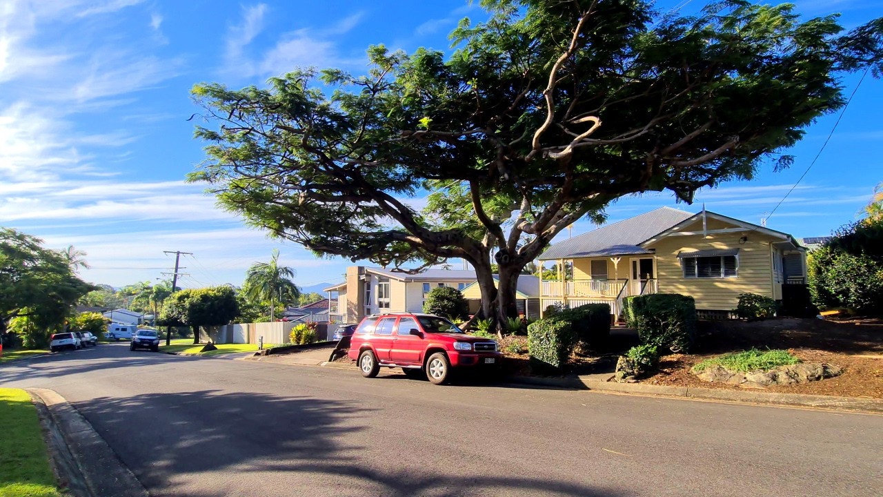 Buderim Walking Tour. Queensland Australia 4K