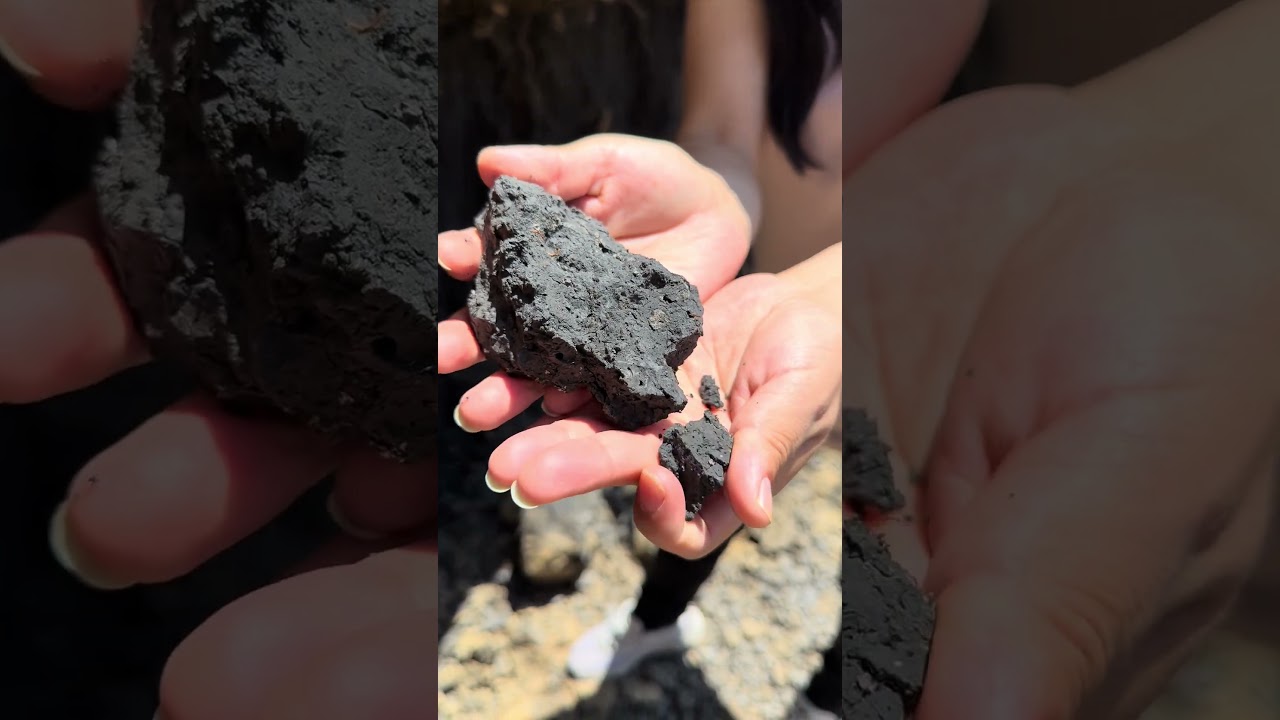 Learn how Oaxaca Barro Negro is sourced from the ground to make Oaxaca&rsquo;s famous pottery.