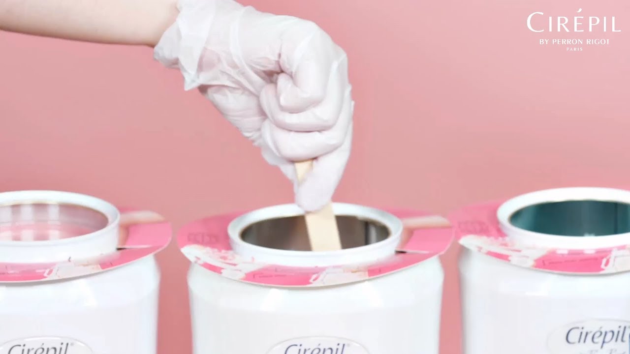 Something pink to brighten our day!🌸🌸Reveal the softness and beauty of your clients' skin 💜❤️