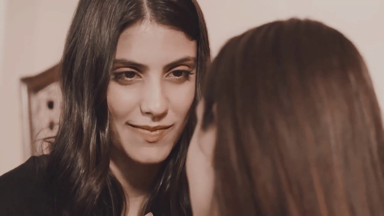 juliana & valentina || the scientist