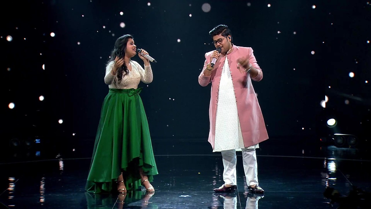Romantic Magic ❤️ Ankita Mahua Giri & Subhajit Chakraborty | Bol Na Halke Halke | Indian Idol S16