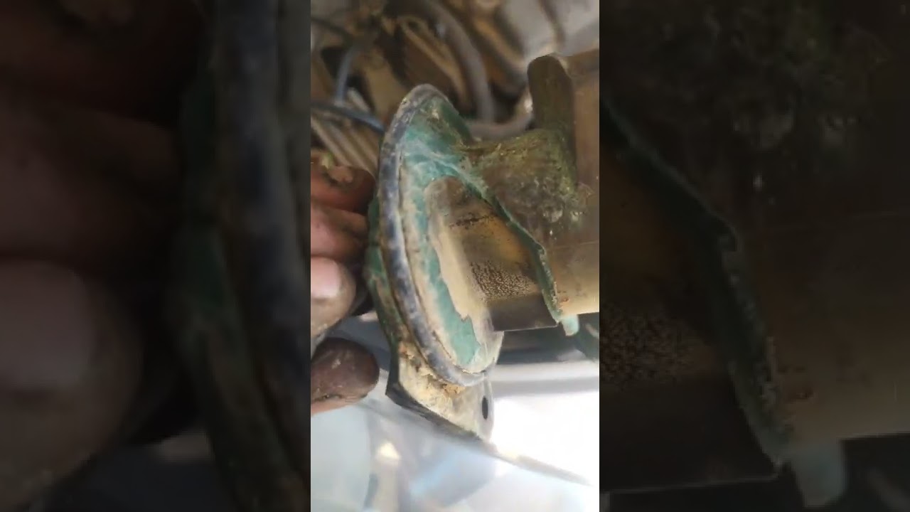 fuite d'eau 207 1.4 Essence