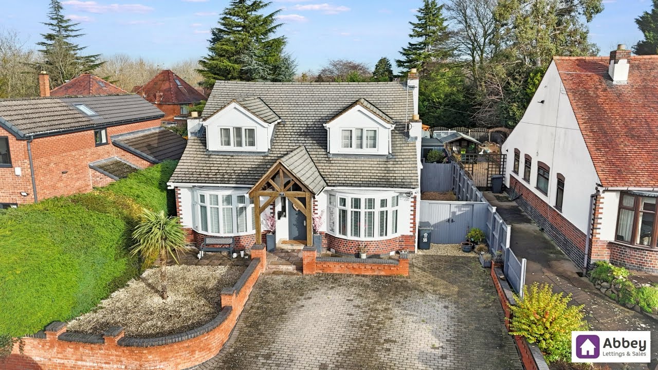 Spacious 5-bed detached dormer, 2 bathrooms, kitchen/diner, driveway, near primary school: FOR SALE
