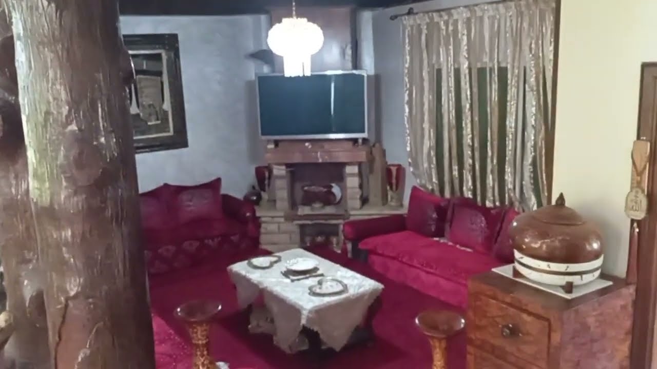 فيرما تستحق المشاهده بالفراش ديالها هكتار البنايات داخلين في تيتر لابيسين البير كوري 0630184239