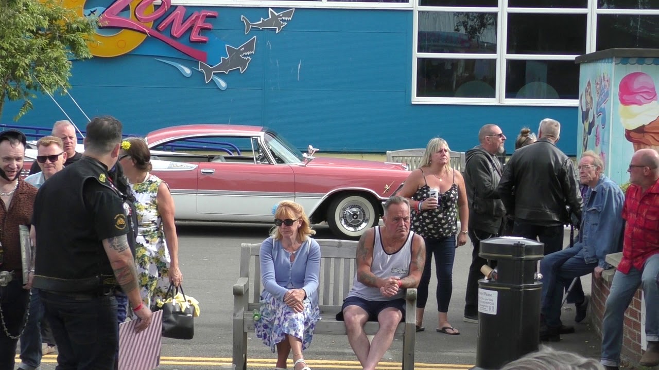 SANDY FORD & THE FLYING SAUCERS Honey Hush WILDEST CATS IN TOWN July 2019 Pontins Pakefield