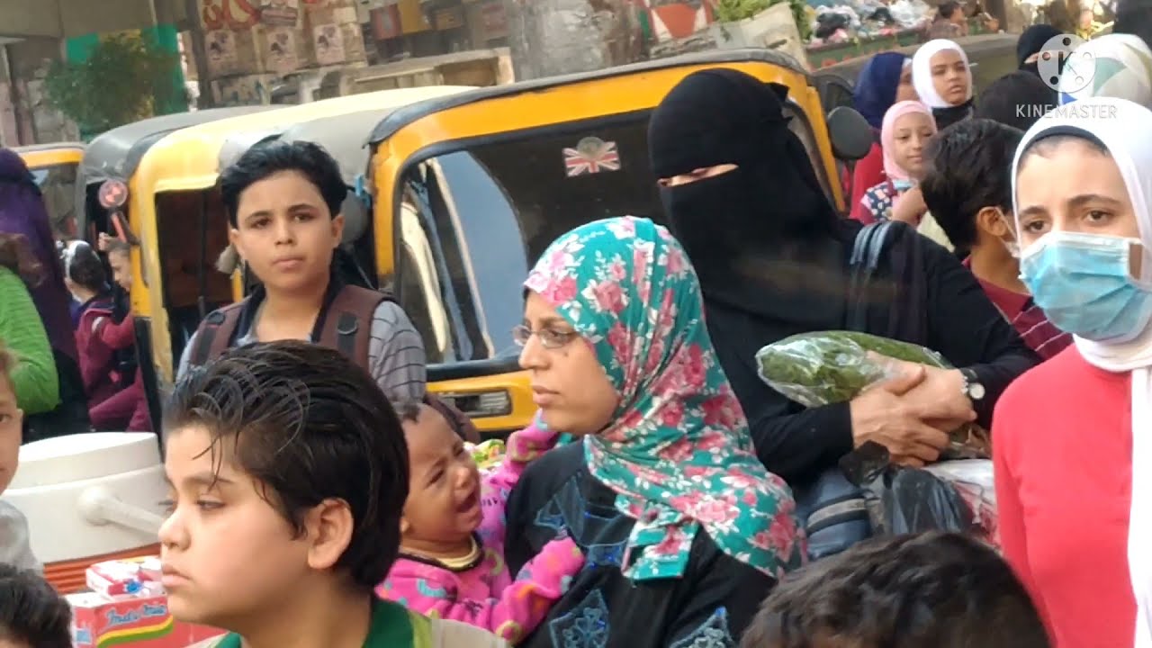 #ازمه#المدارس ولتاني يوم زحام شديد امام بوابه المدرسه وحضور الشرطه