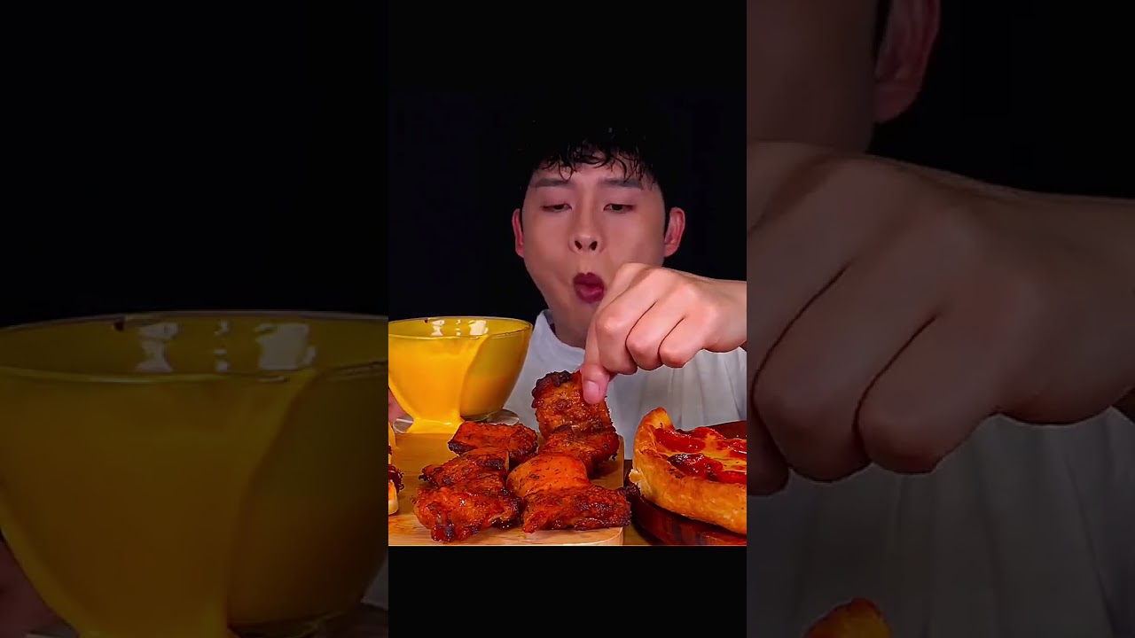 Spicy food asmr mukbang video, asmr eating noodles video:chinese food video eating:mukbang😋#trending