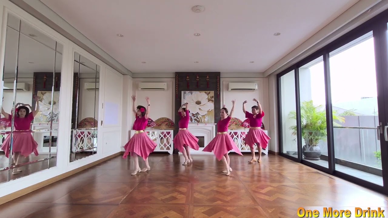 One More Drink - Linedance||Kim Ray||Easy Intermediate Waltz||Demo by Serenade.