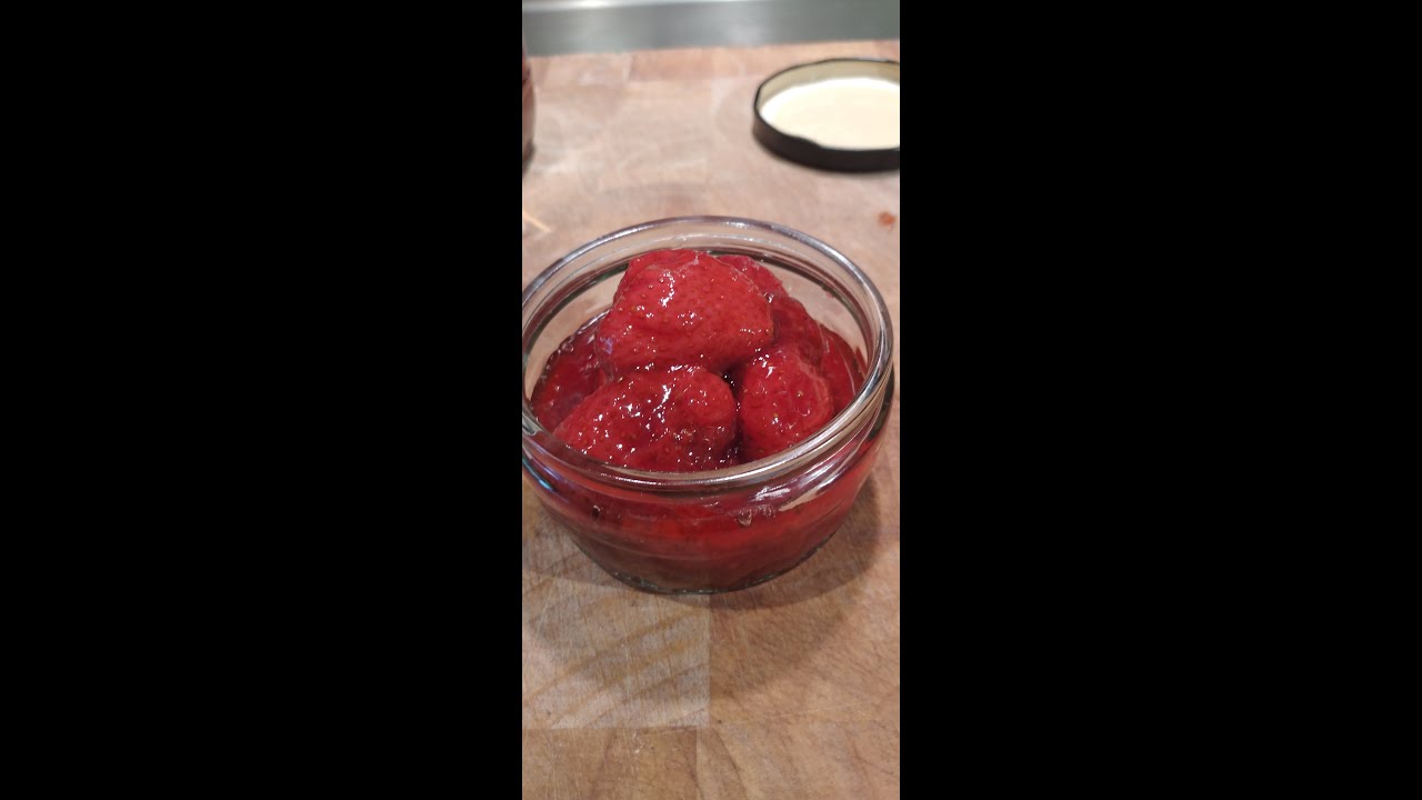 (faffing with)Whole Strawberry Jam